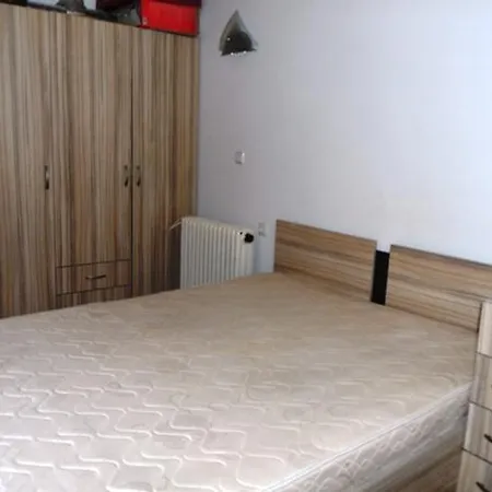 Rache Apartment Burgas City
